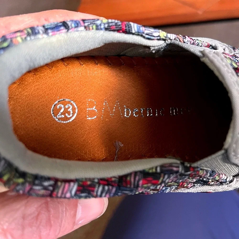 Bernie Mev Kids Verona K Ice Multi Color Woven Slip On Sneakers Size 23‎ EU/US 7